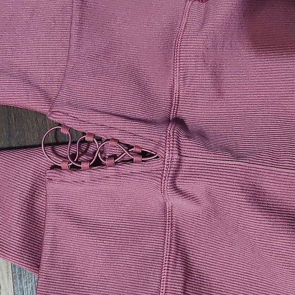 Fabletics lot & Reebok - Picture 4 of 7